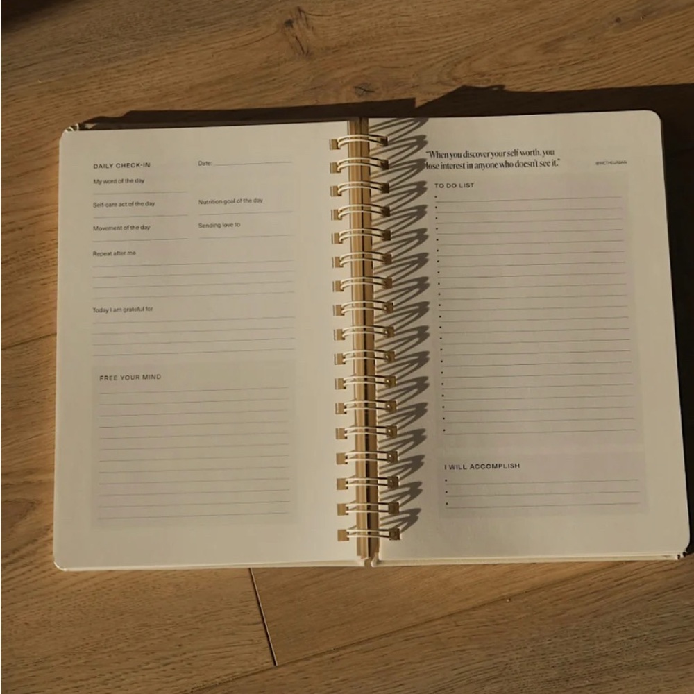 Daily Check In Journal - Picture 2 of 3